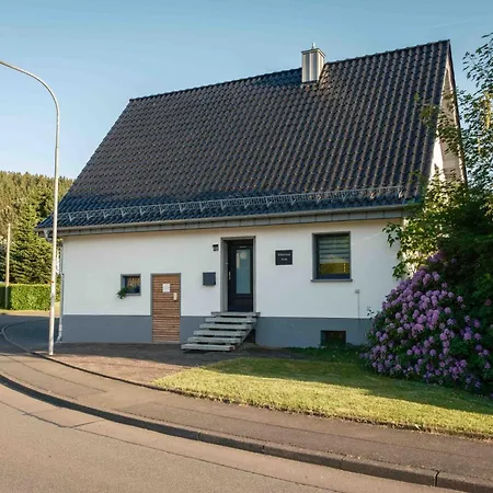 Eifelhaus Abel * Hellenthal